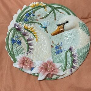 Fitz and Floyd beautiful swan spring decorative plate